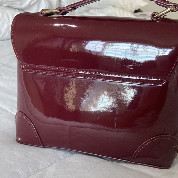 Express Cross-bag with gold chain - Picture 2 of 6